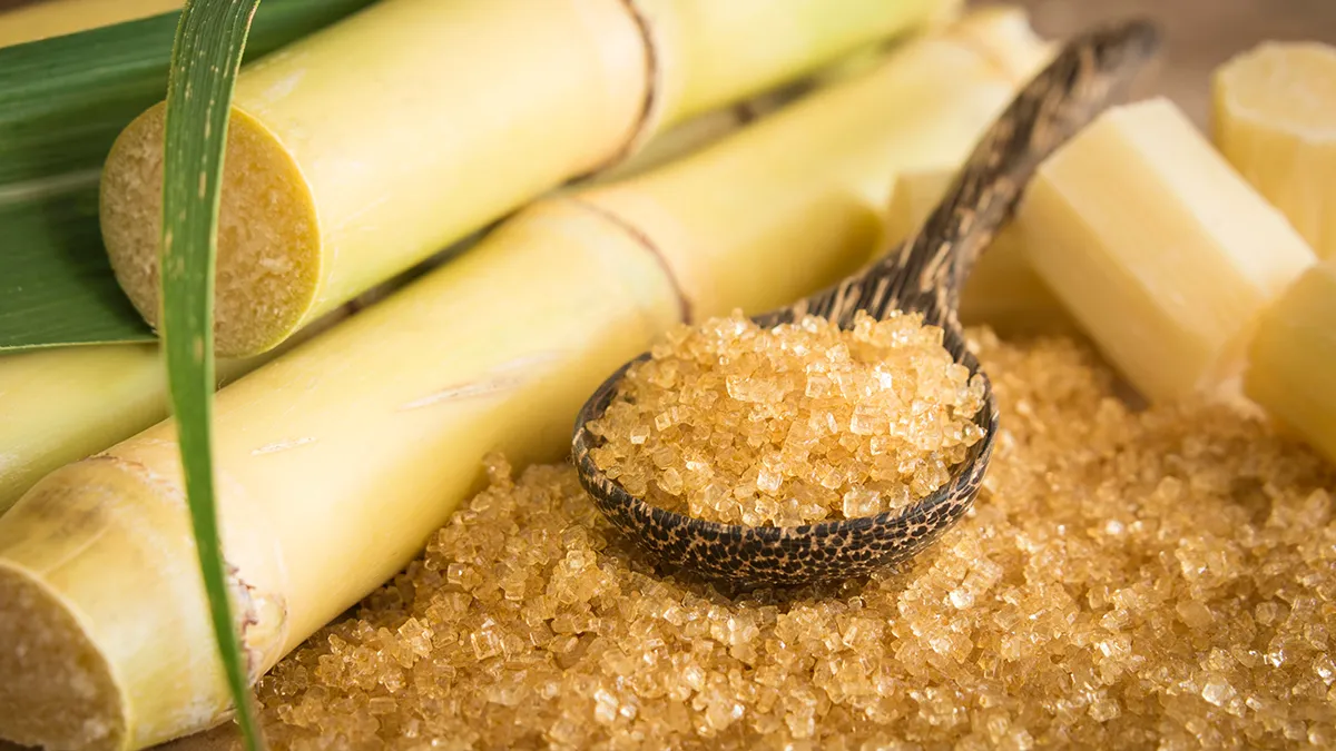 סוכר קנים או סוכר לבן? ההבדל שיטלטל את מה שחשבתם עד היום