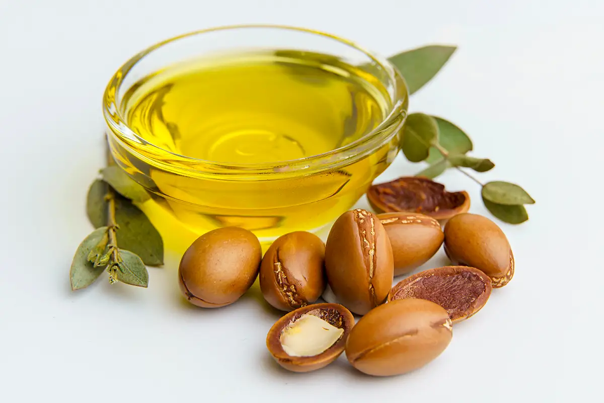 שמן ארגן לטיפוח השיער והעור, 10 יתרונות מדהימים