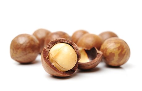 מקדמיה, יתרונות בריאות עיקריים וערך תזונתי של האגוז