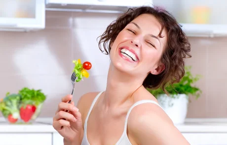 הגוף לא משקר: 7 סימנים של תזונה בריאה שהגוף שולח לכם